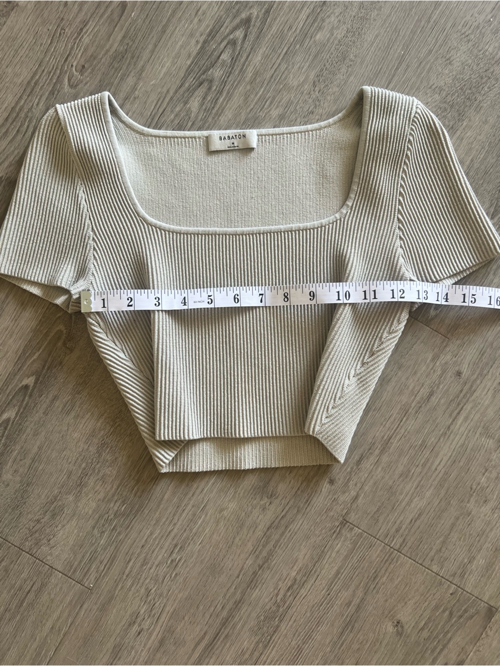 Aritzia Babaton Grey Ribbed Square Neck Crop Top Women's Size M - Picture 8 of 10
